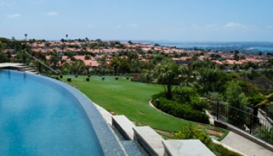 La Jolla Backyard with Sprinklers